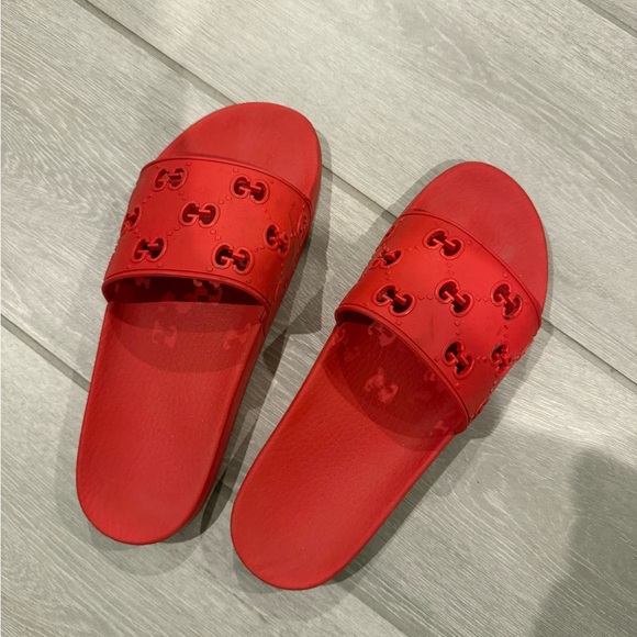 Gucci Vibrant Red Embossed mens Slides size 42 main image 6